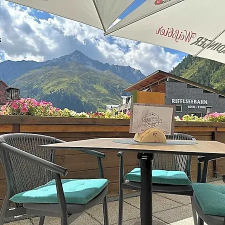 Zirbenhof Hotel 4*